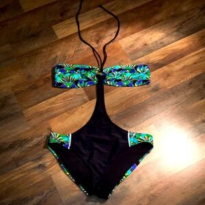Woman’s Bandeau Monokini Cut Out Swimwear with Blue and Green Floral Design